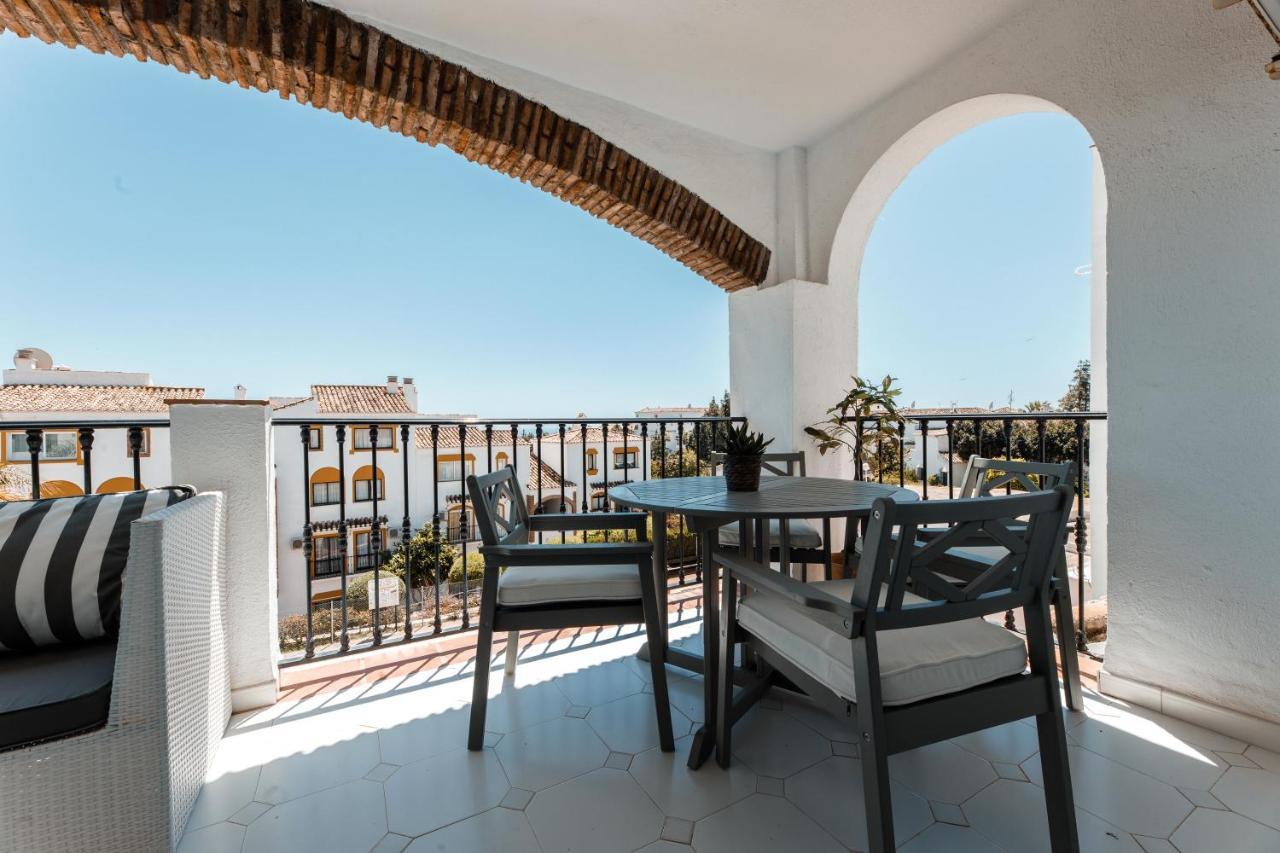 Spacious 2-Bedroom Apartment With Free Parking Sitio de Calahonda Ngoại thất bức ảnh