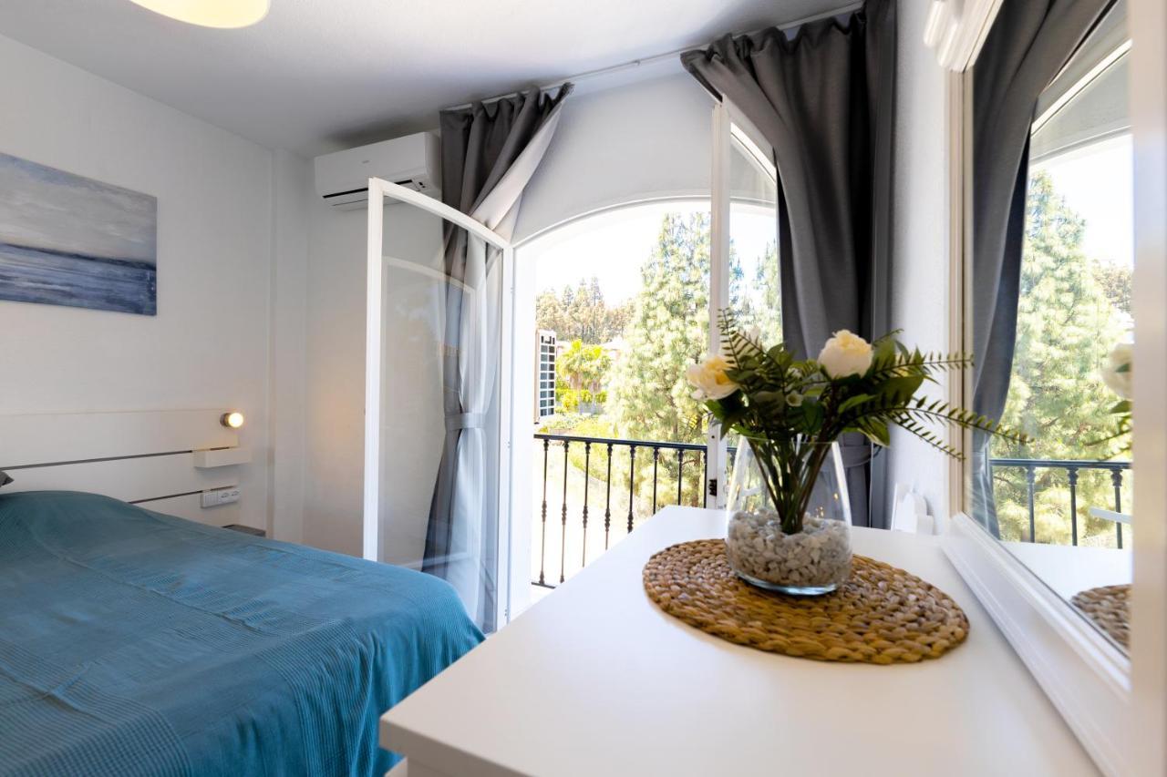 Spacious 2-Bedroom Apartment With Free Parking Sitio de Calahonda Ngoại thất bức ảnh