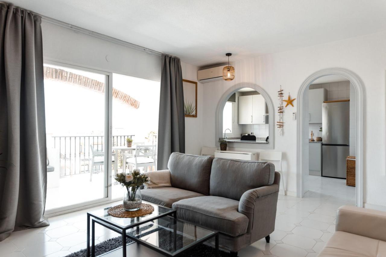 Spacious 2-Bedroom Apartment With Free Parking Sitio de Calahonda Ngoại thất bức ảnh