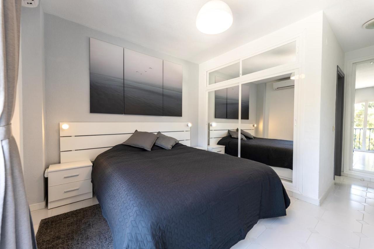 Spacious 2-Bedroom Apartment With Free Parking Sitio de Calahonda Ngoại thất bức ảnh
