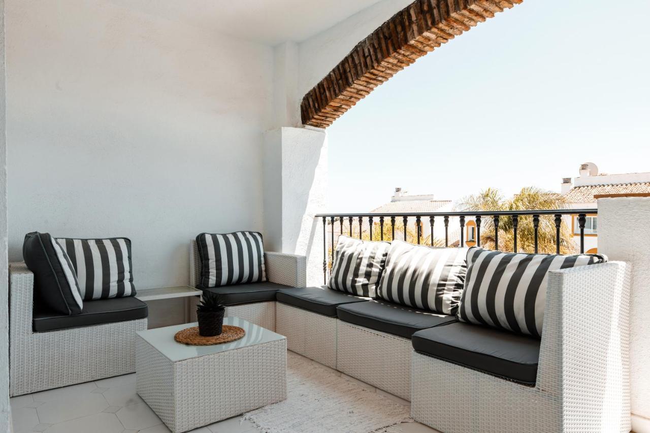 Spacious 2-Bedroom Apartment With Free Parking Sitio de Calahonda Ngoại thất bức ảnh